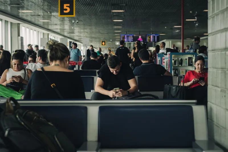 When Bookings Fall Apart: How Cloud-Synchronized Travel Platforms Shield You From Overbooking and Sudden Disruptions