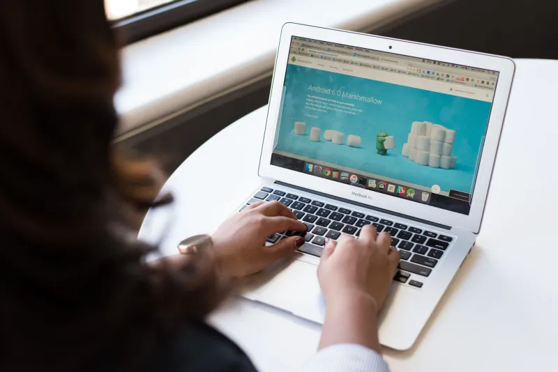 Every Open Tab Is Costing You Money: The Real Price of Multi-Window Travel Shopping